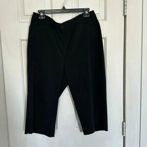 Christopher & Banks Black Capri Size 12